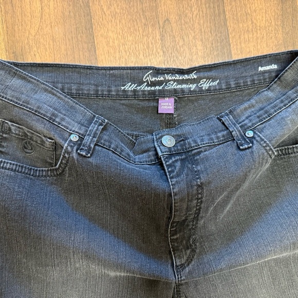 Gloria Vanderbilt Blue Straight Leg Jeans Classic Style - Picture 2 of 8